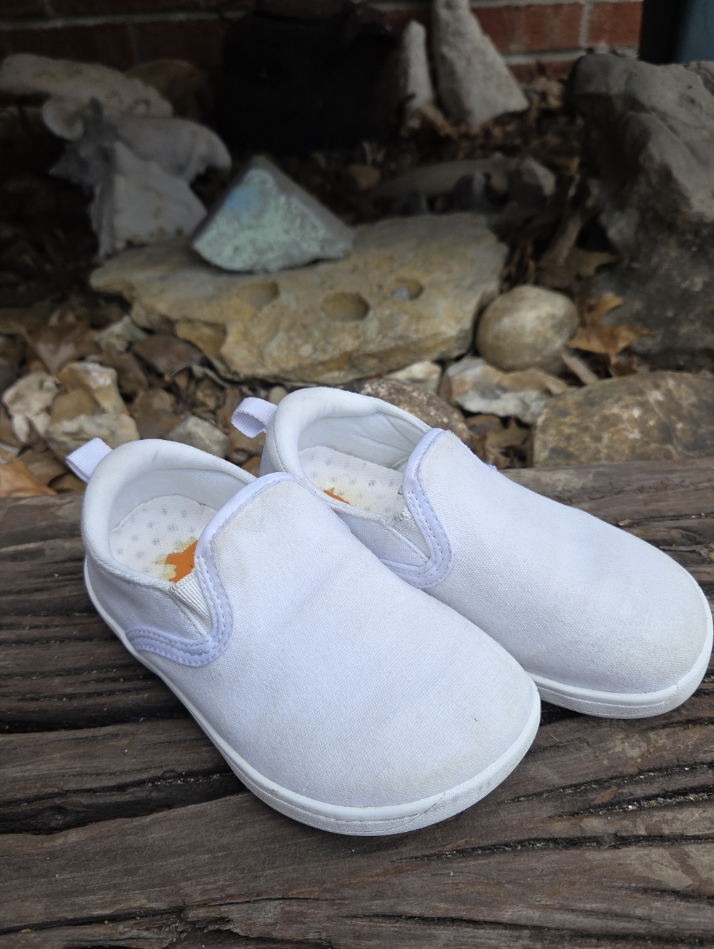 WATELVES White Slip On Canvas Kids Barefoot Shoes Zero Drop Sneakers Size 10